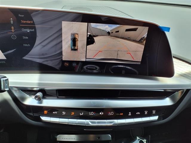 2025 Cadillac LYRIQ Sport