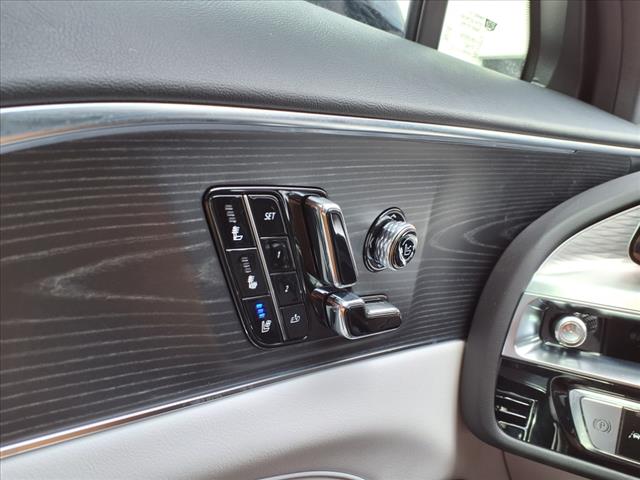 2025 Cadillac LYRIQ Sport