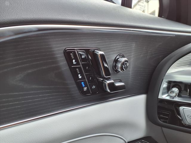 2025 Cadillac LYRIQ Sport