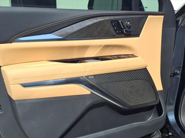 2025 Cadillac Escalade IQ Sport 2