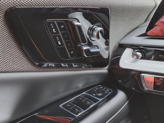 2025 Cadillac OPTIQ 