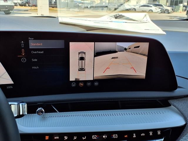 2025 Cadillac OPTIQ 