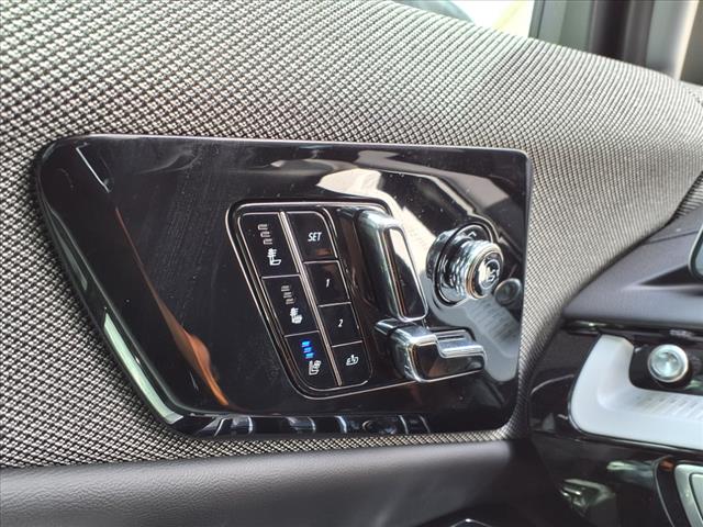 2025 Cadillac OPTIQ 