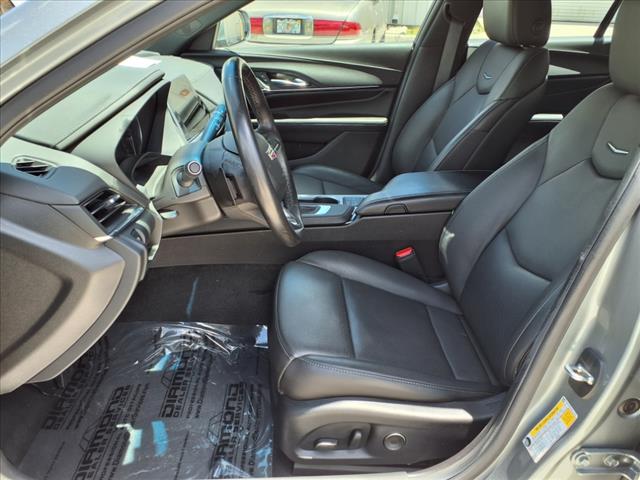 2023 Cadillac CT4 Premium Luxury