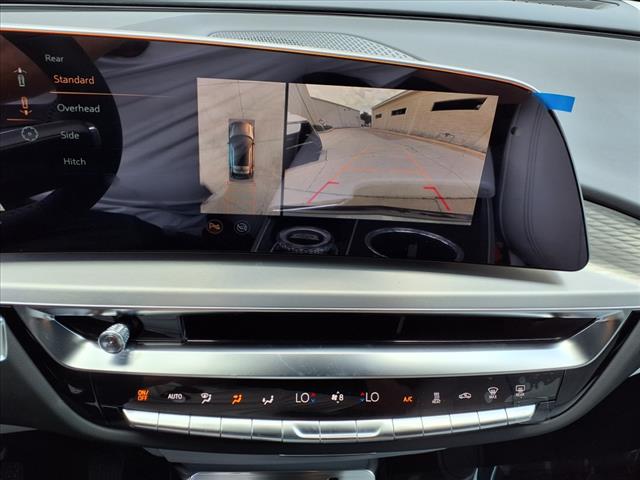 2025 Cadillac LYRIQ Sport