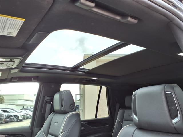2022 Cadillac Escalade Sport