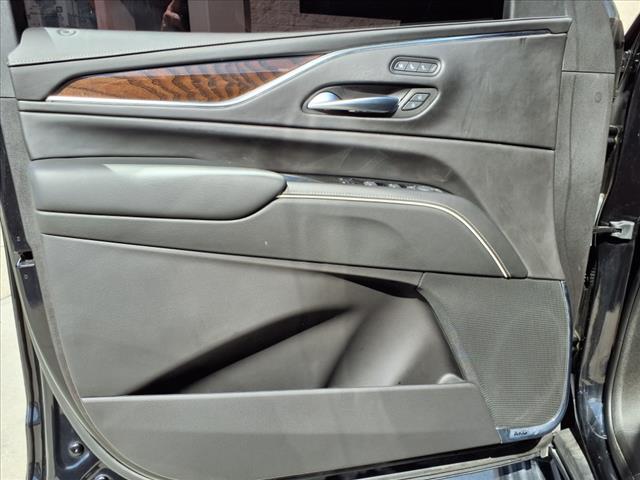 2023 Cadillac Escalade Sport Platinum