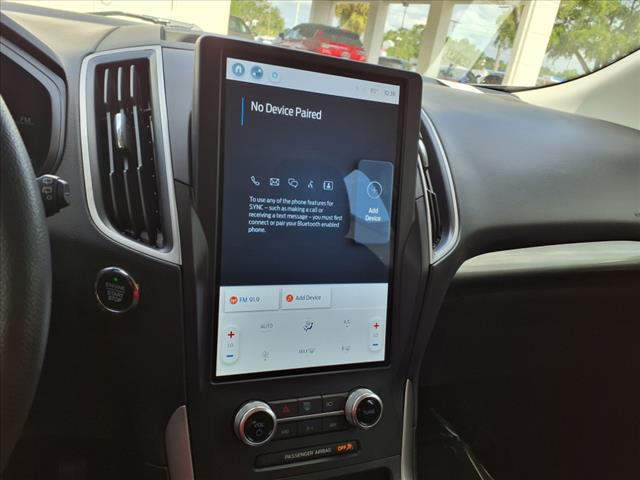2022 Ford Edge SE
