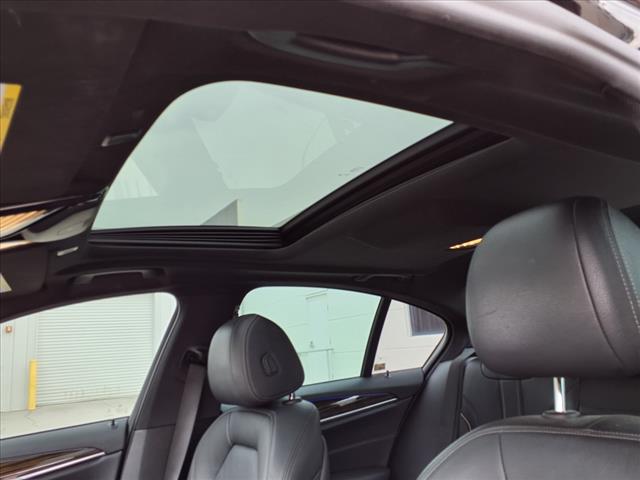 2019 BMW 5 Series 540i