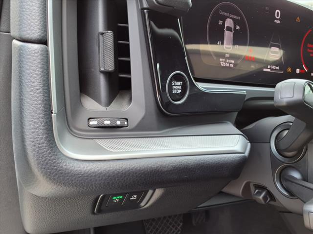 2024 Porsche Cayenne Base