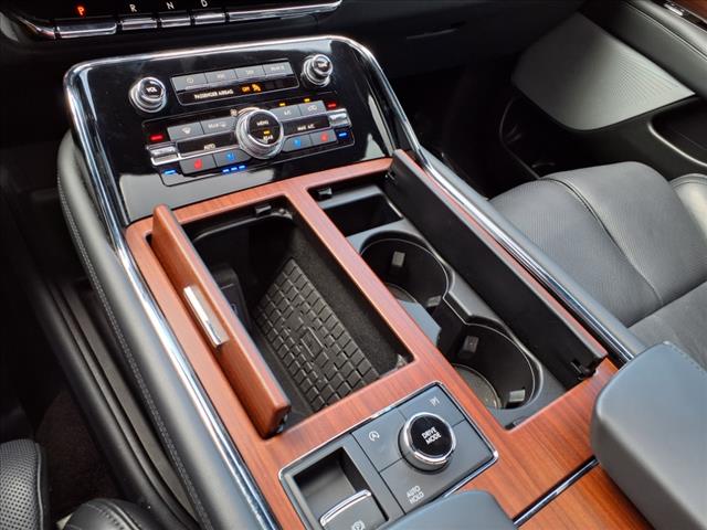 2023 Lincoln Navigator L L Reserve