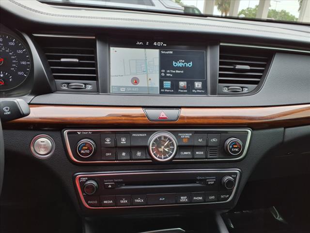 2017 Kia Cadenza Premium