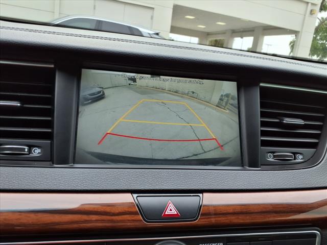 2017 Kia Cadenza Premium