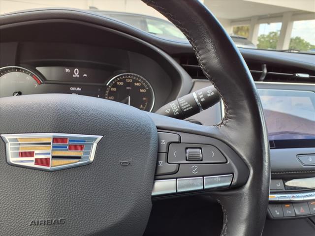 2023 Cadillac XT4 Luxury