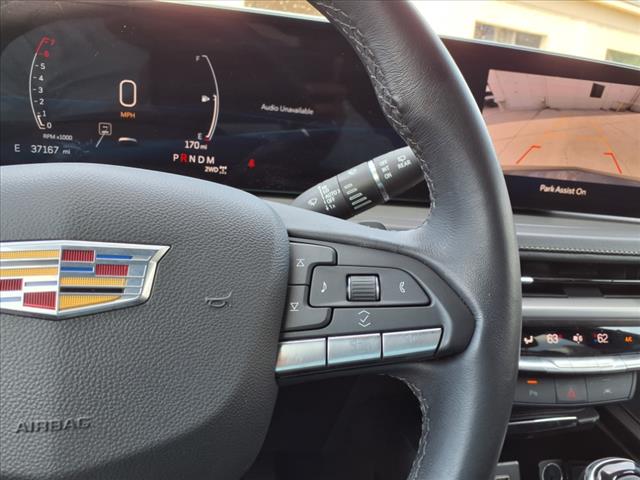 2024 Cadillac XT4 Premium Luxury