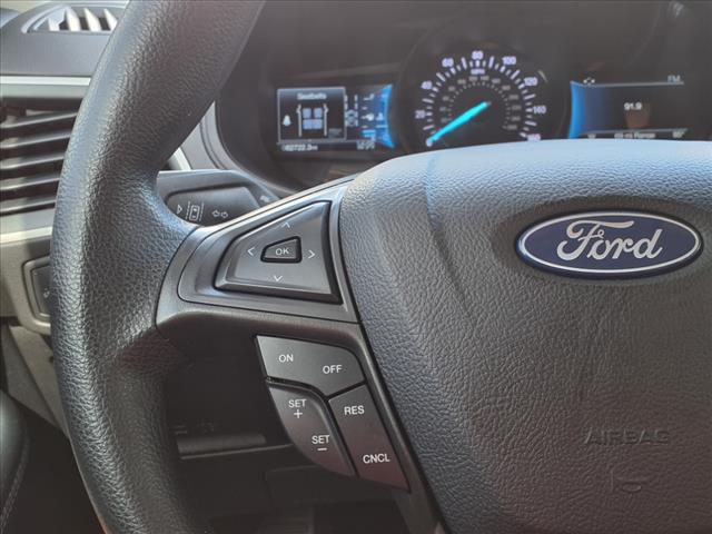 2022 Ford Edge SE