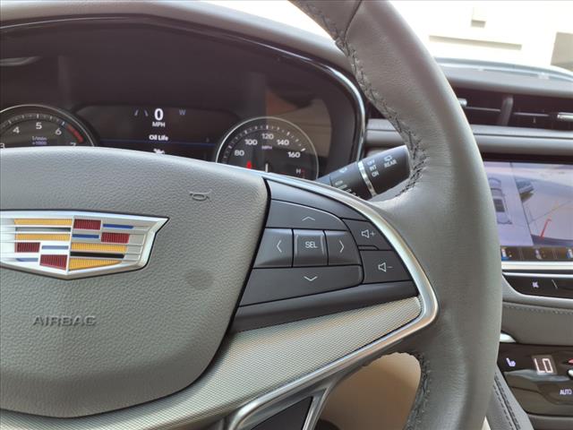 2022 Cadillac XT5 Premium Luxury