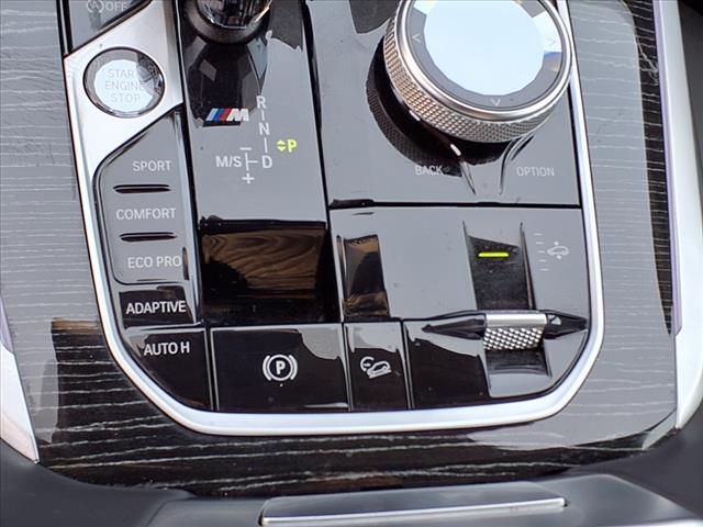 2021 BMW X7 M50i
