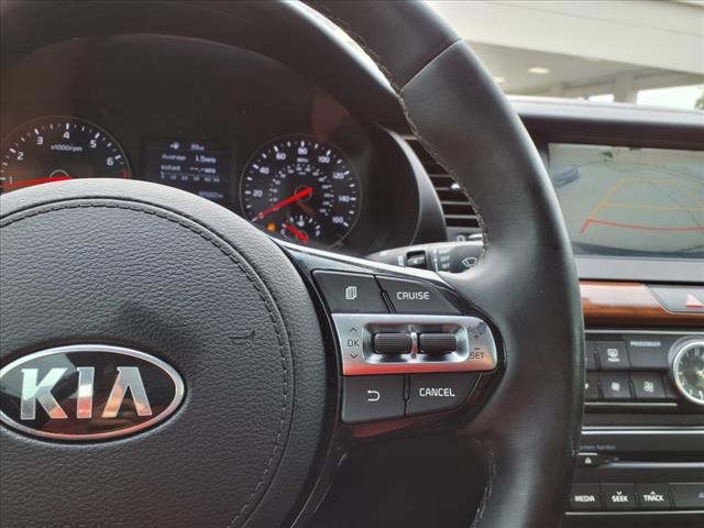 2017 Kia Cadenza Premium
