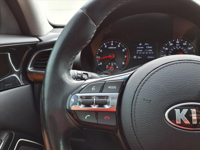 2017 Kia Cadenza Premium