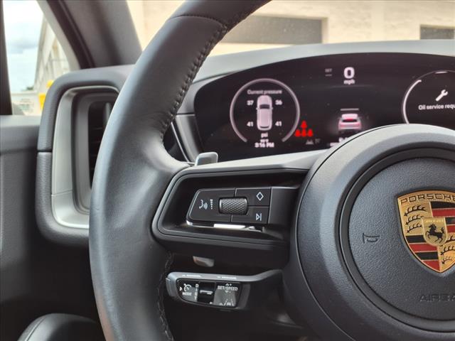 2024 Porsche Cayenne Base