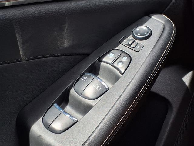 2022 Nissan Maxima SV