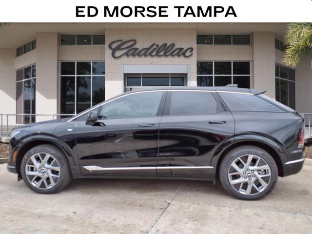 2025 Cadillac OPTIQ 