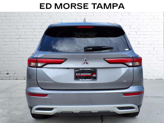 2023 Mitsubishi Outlander SE