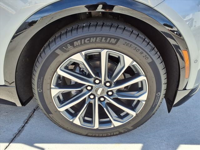 2025 Cadillac LYRIQ Sport
