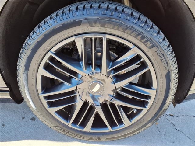 2025 Cadillac Escalade IQ Sport 1