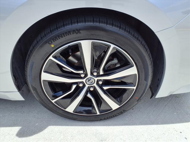2022 Nissan Maxima SV