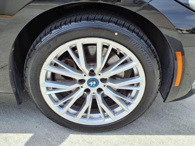 2024 BMW 3 Series 330e iPerformance