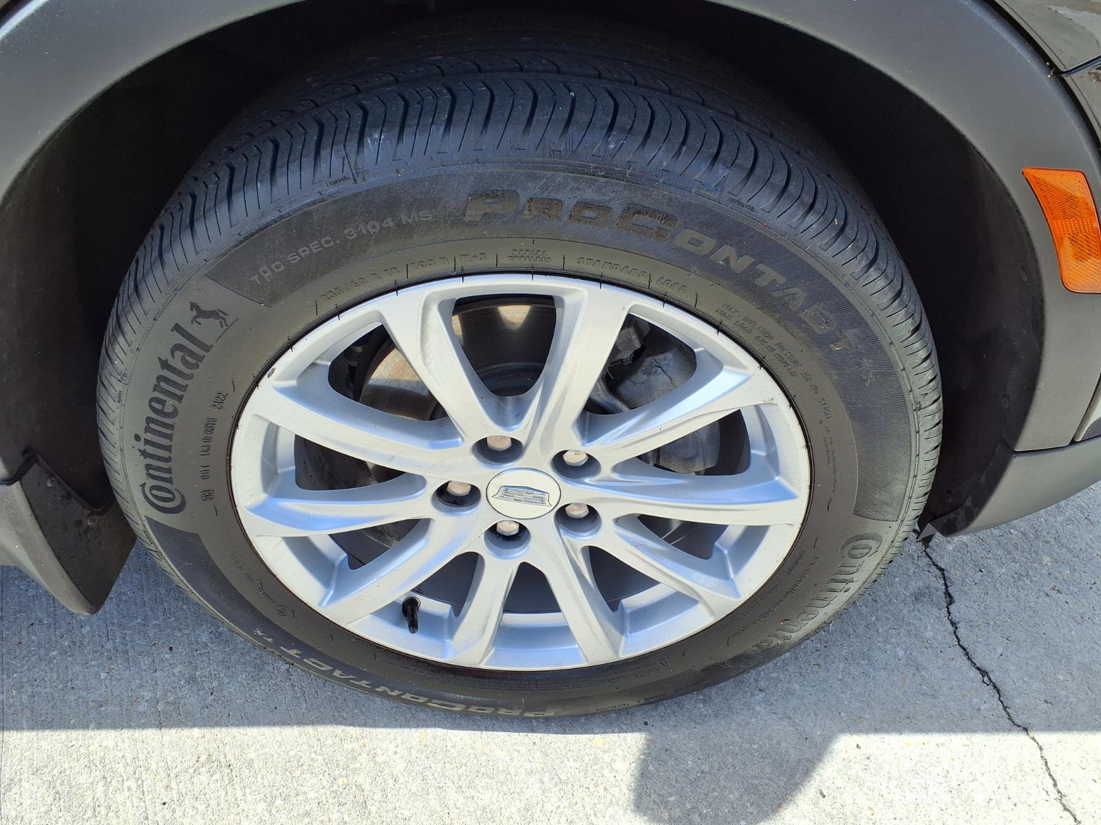 View vehicle photo 7