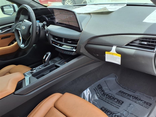 2025 Cadillac CT5 Sport