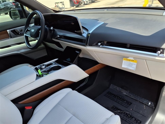 2026 Cadillac VISTIQ 