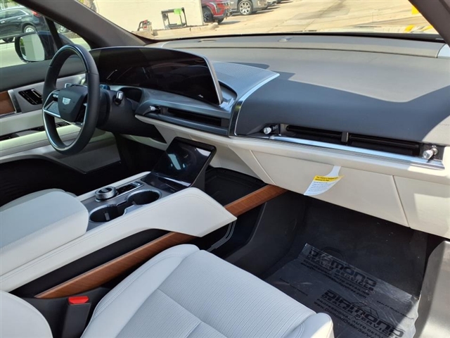 2026 Cadillac VISTIQ 