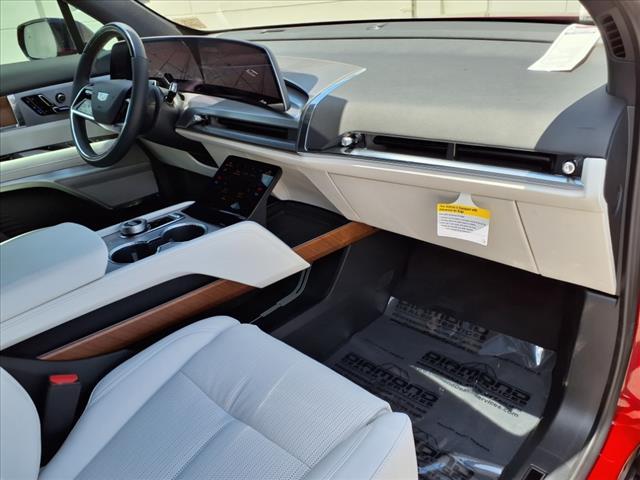 2026 Cadillac VISTIQ 