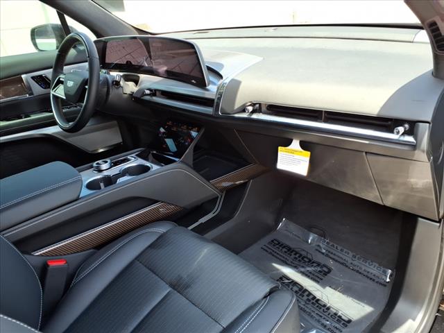 2026 Cadillac VISTIQ 