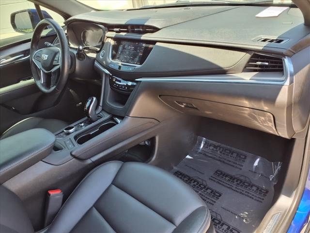 2023 Cadillac XT5 Luxury
