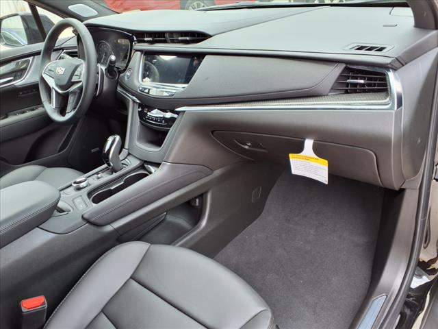 2025 Cadillac XT5 Sport