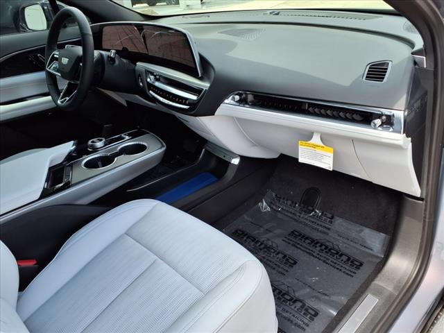 2025 Cadillac LYRIQ Luxury