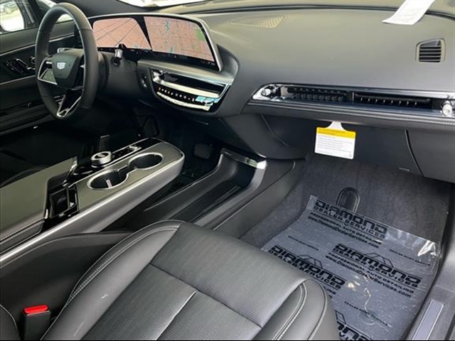 2025 Cadillac LYRIQ Luxury