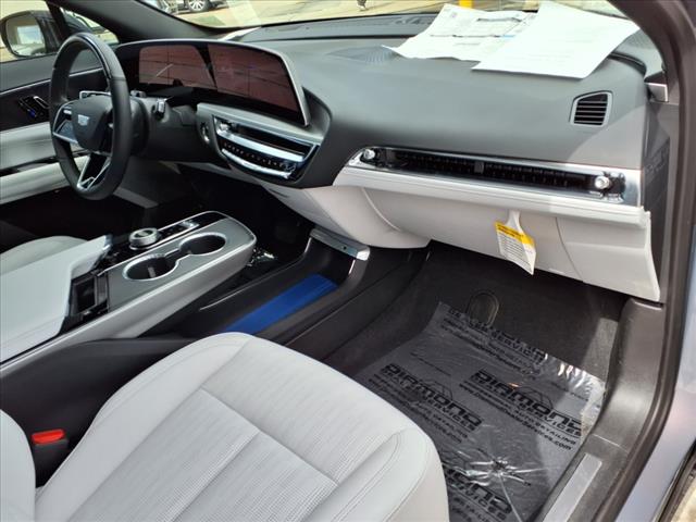 2025 Cadillac LYRIQ Luxury