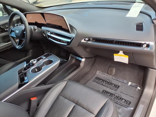 2025 Cadillac LYRIQ Sport