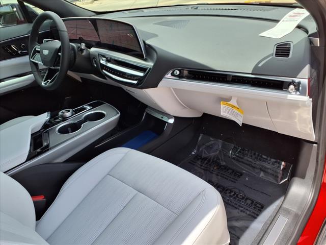 2025 Cadillac LYRIQ Sport