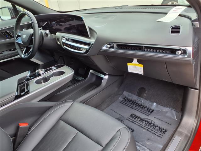2025 Cadillac LYRIQ Sport