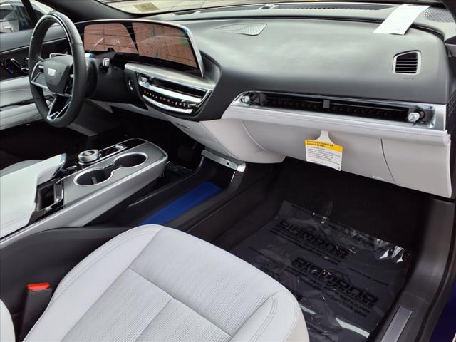 2025 Cadillac LYRIQ Sport