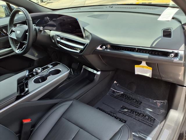 2025 Cadillac LYRIQ Sport