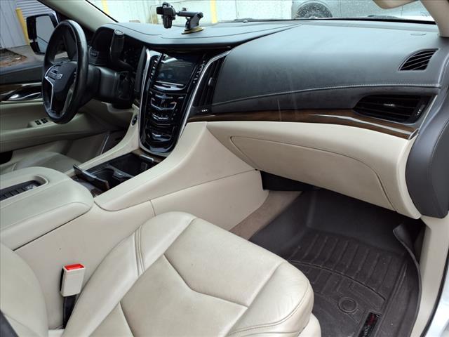 2020 Cadillac Escalade ESV Luxury