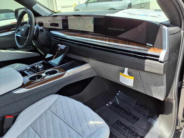 2025 Cadillac Escalade ESV Premium Luxury Platinum